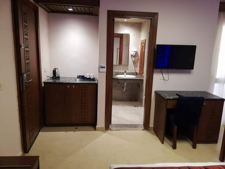 21Retal view